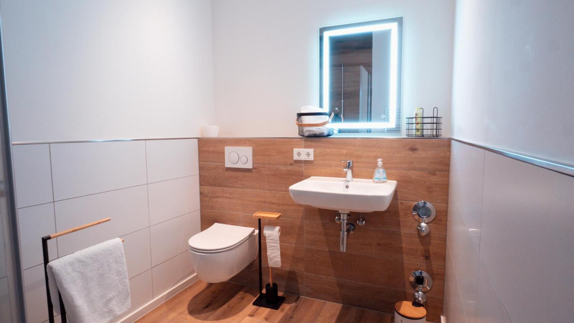 Wohnen Auf Zeit In Saarbruecken Apartment Ngoại thất bức ảnh