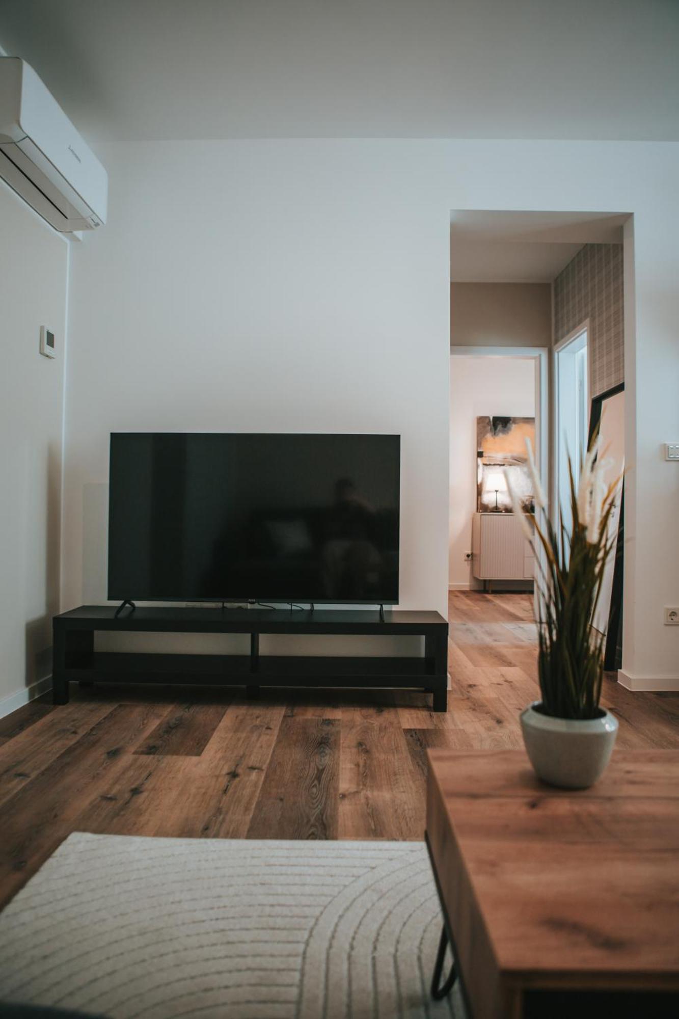 Wohnen Auf Zeit In Saarbruecken Apartment Ngoại thất bức ảnh